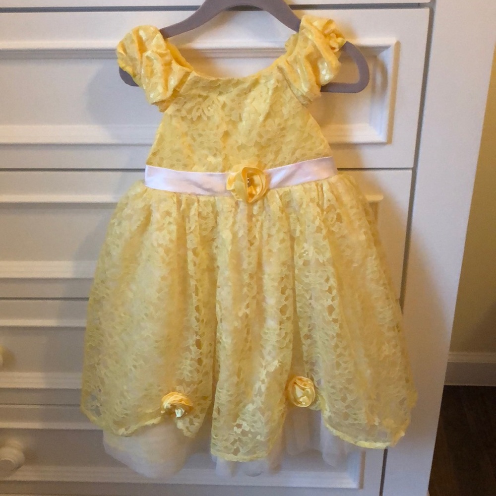 Disney Princess Belle dress size 4